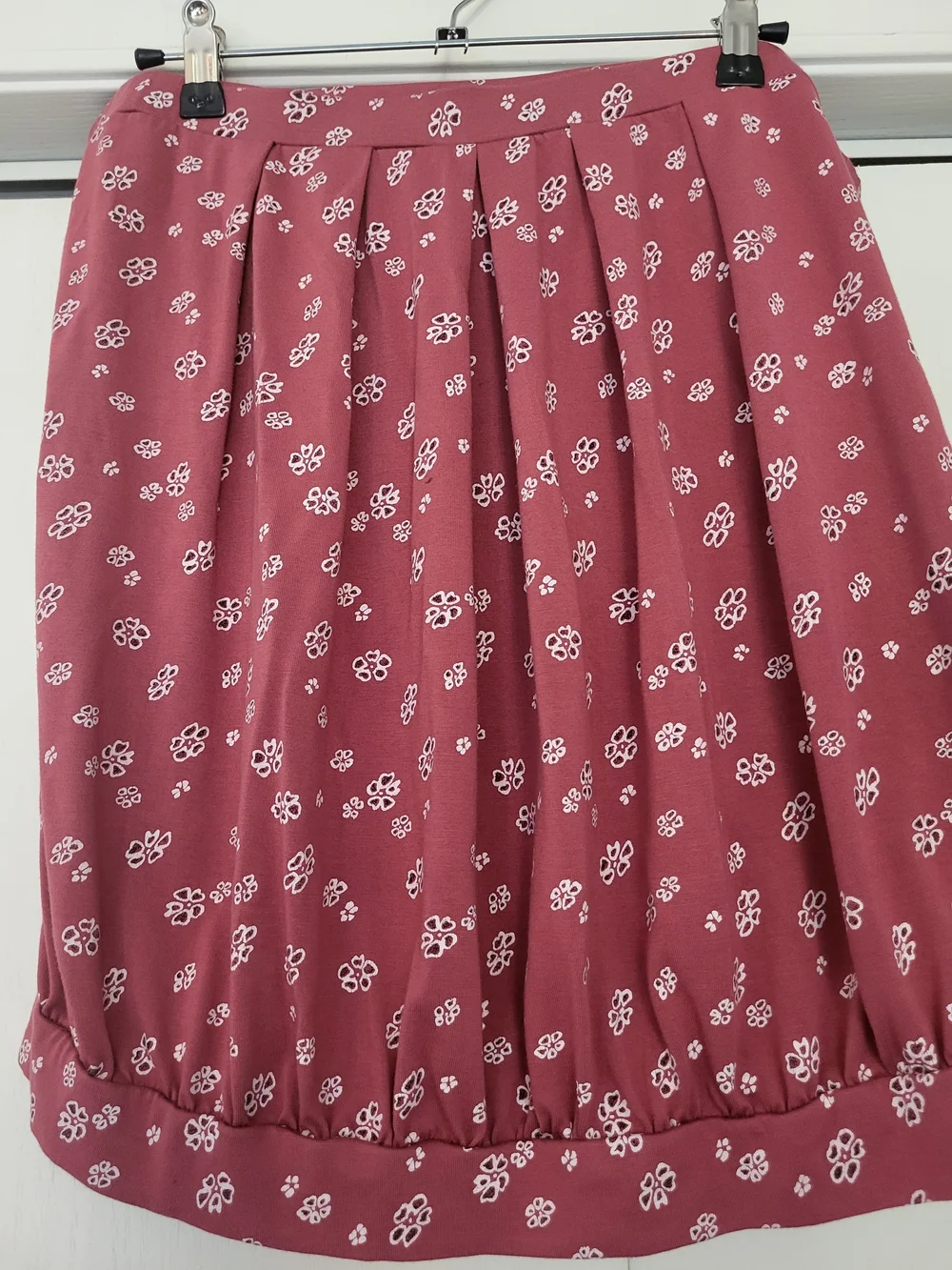 Women’s Floral Tank Top in Dusty Rose - Picture 2 of 11